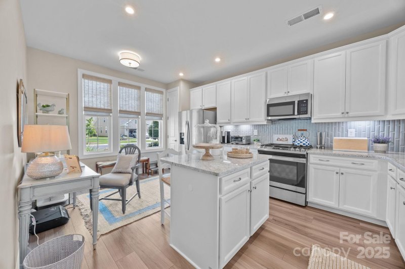 Property image 3 of 6025 Blissful Drive in Cresswind, Charlotte, NC 28215