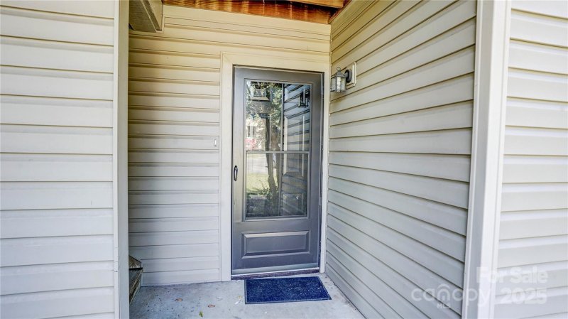 Property image 2 at 11047 Cedar View Road, Charlotte, NC 28226