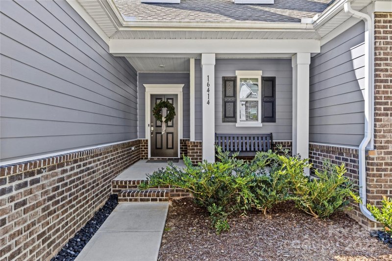 Property image 2 of 16414 Fallview Drive in The Palisades, Charlotte, NC 28278