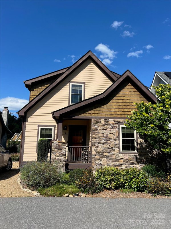 Property image 2 of 5 Verde Drive in The Villages At Crest Mountain, Asheville, NC 28806