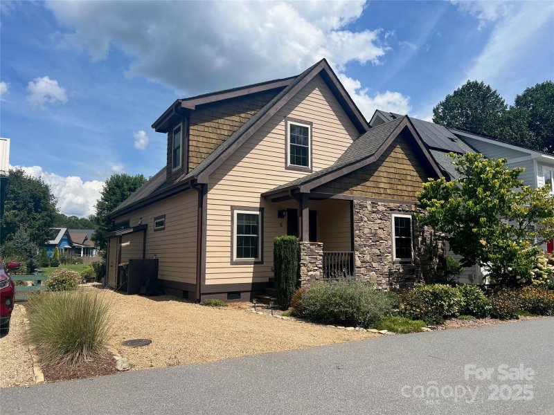 Property image 3 of 5 Verde Drive in The Villages At Crest Mountain, Asheville, NC 28806