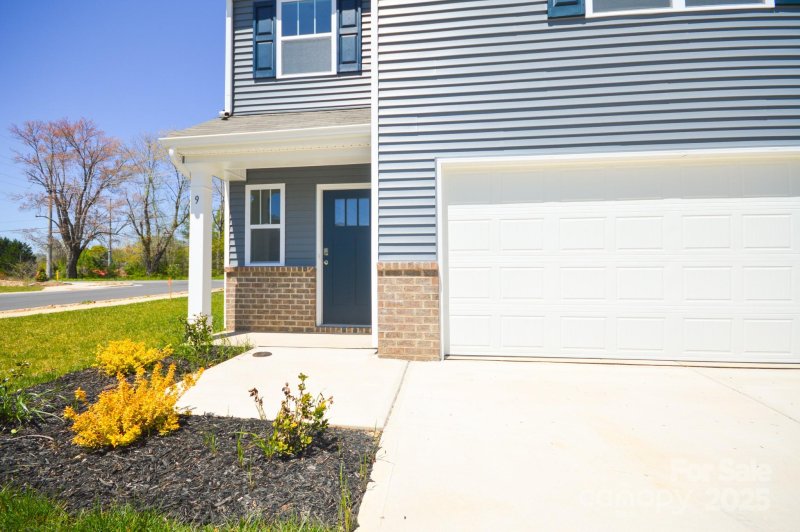 Property image 3 of 63 Lauren Lane in Providence Walk, Hendersonville, NC 28792