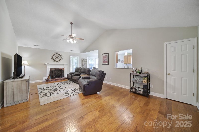 Property image 4 of 849 Treva Anne Drive in Yates Meadow, Concord, NC 28027