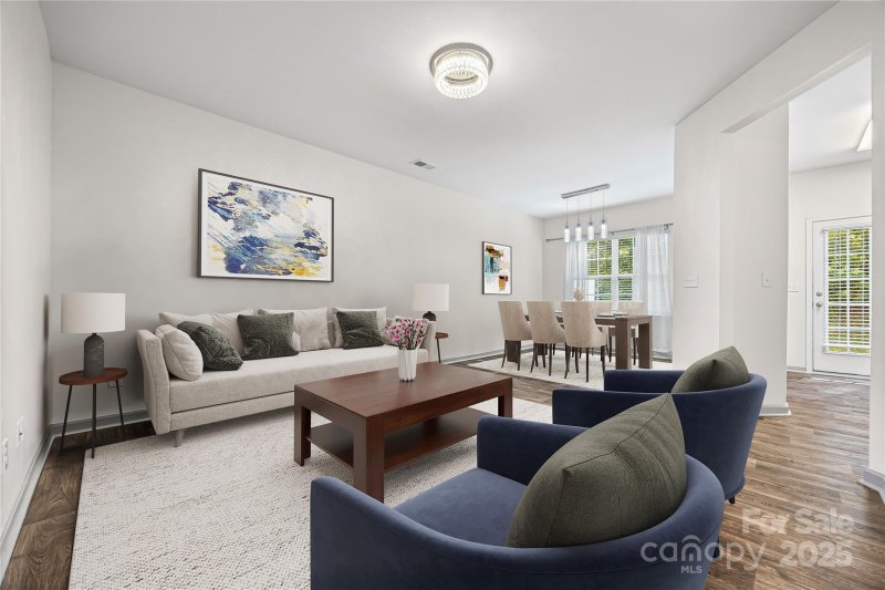 Property image 5 of 6022 Guildford Hill Lane in Guildford Townhomes, Charlotte, NC 28215