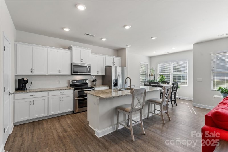 Property image 5 of 4700 Walking Path Drive in Grove Manor, Waxhaw, NC 28173