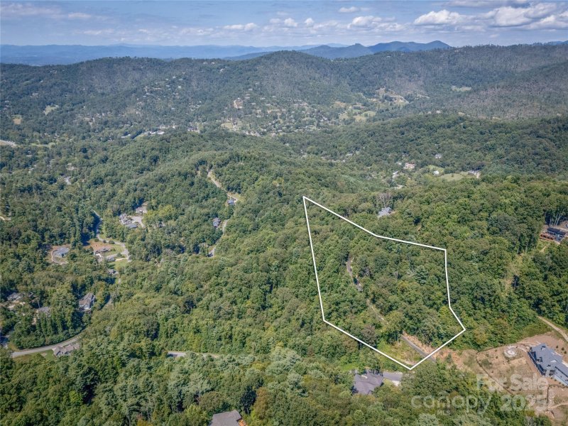 Property image 4 of 108 Bartrams Walk Drive in Town Mountain Preserve, Asheville, NC 28804