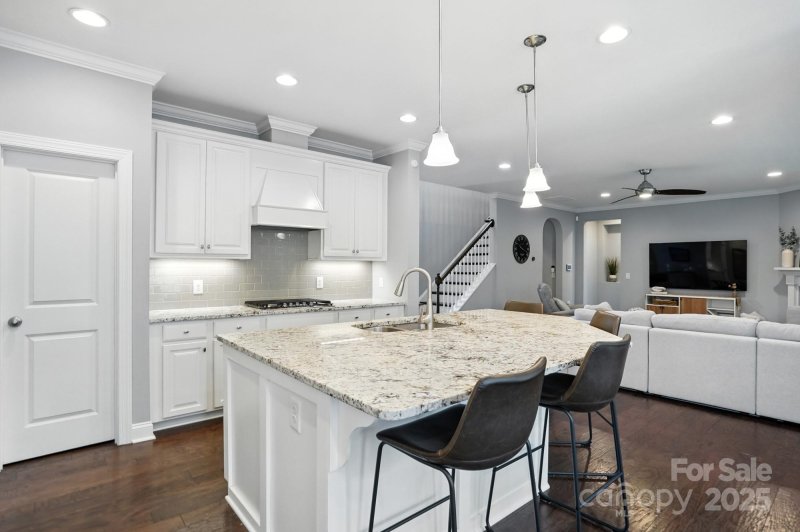 Property image 5 of 13203 Horned Lark Drive in Chapel Cove, Charlotte, NC 28278