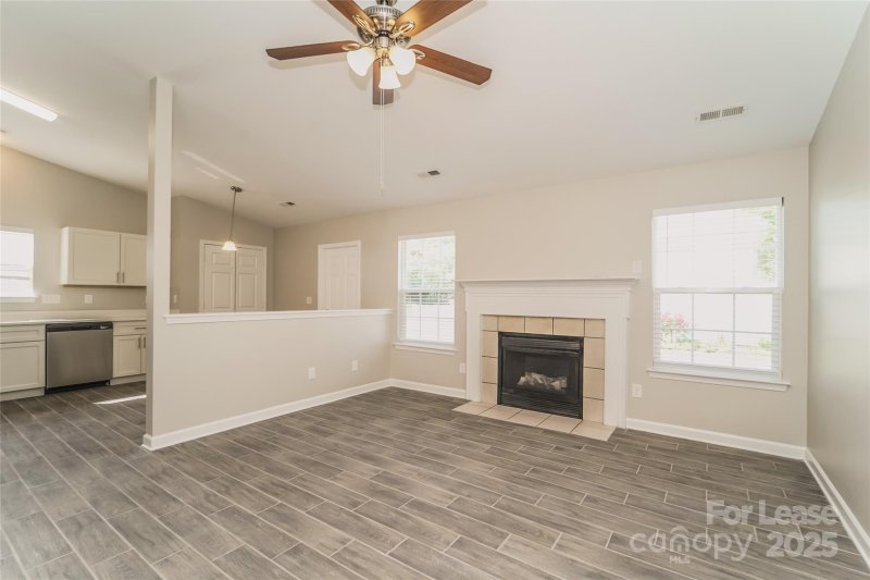 Property image 5 of 3931 Bitterroot Court in Generals Estates, Charlotte, NC 28269