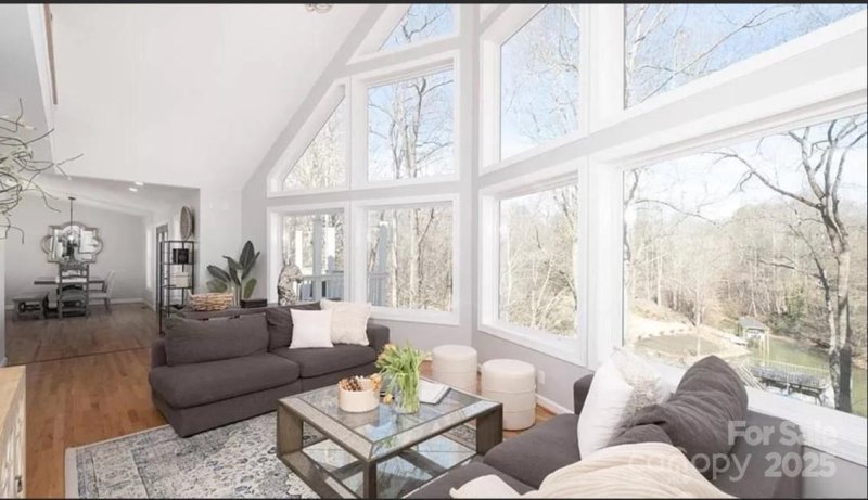 Laurel Cove, Statesville Community