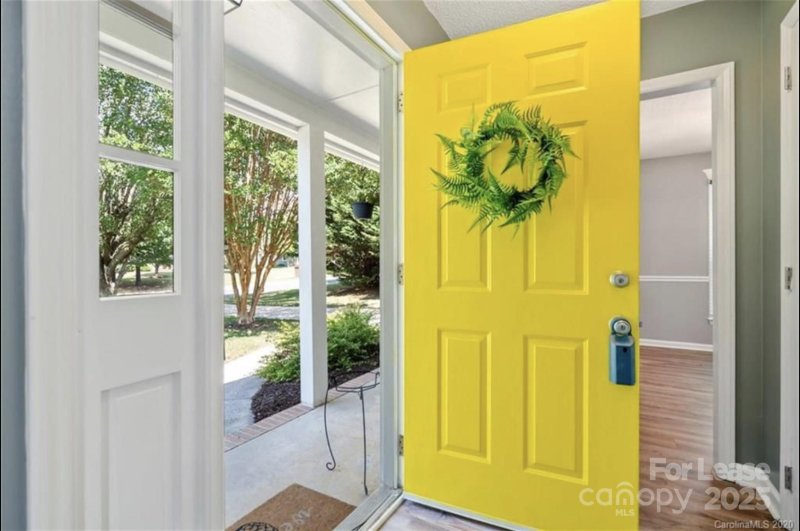 Property image 2 at 11610 Charnwood Court, Charlotte, NC 28277