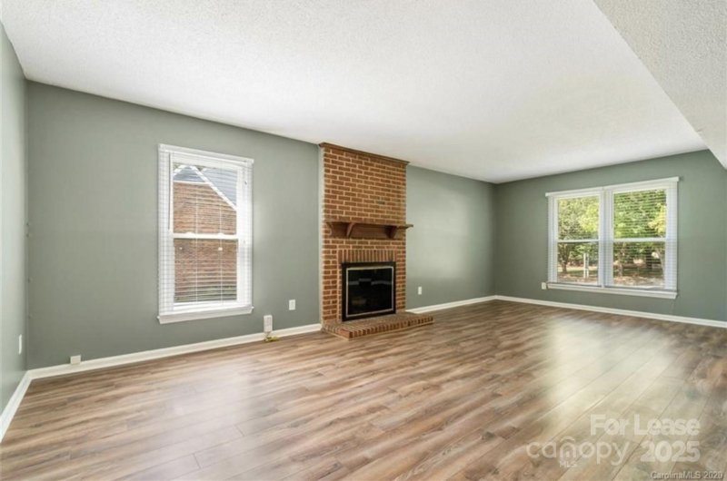 Property image 4 at 11610 Charnwood Court, Charlotte, NC 28277