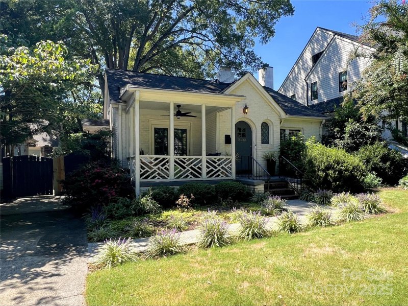 2532 Shenandoah Avenue