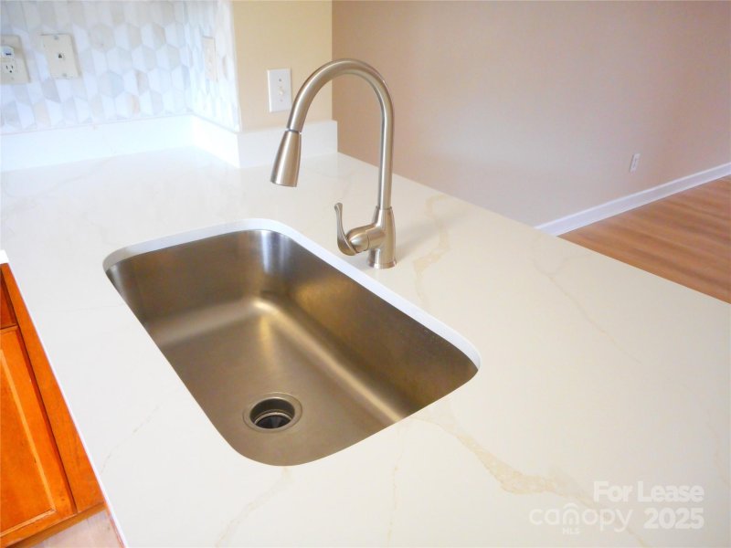 Property image 5 of 8329 Scotney Bluff Avenue in Ayrsley, Charlotte, NC 28273