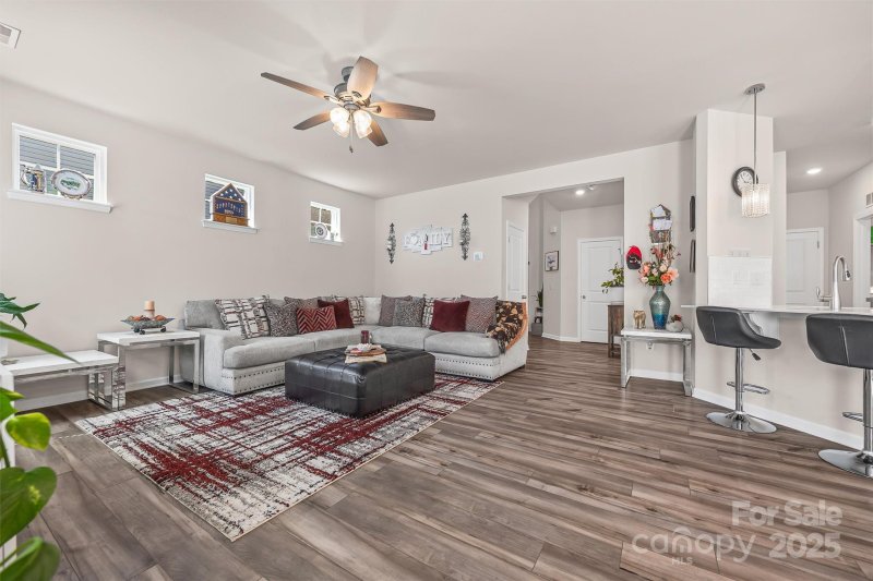 Property image 5 of 18022 Stark Way in Brightwater, Charlotte, NC 28278