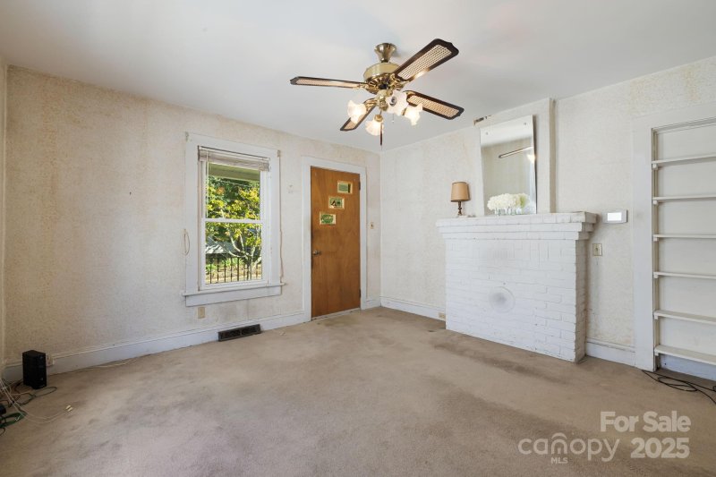 Property image 5 of 29 Oteen Park Place in Oteen Park, Asheville, NC 28805