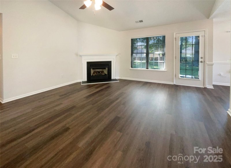 Property image 4 of 1747 Baylor Drive in Bristol Park, Rock Hill, SC 29732