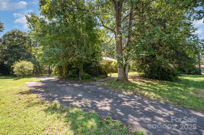 Property image 4 at 1613 Dixon Road, Gastonia, NC 28054