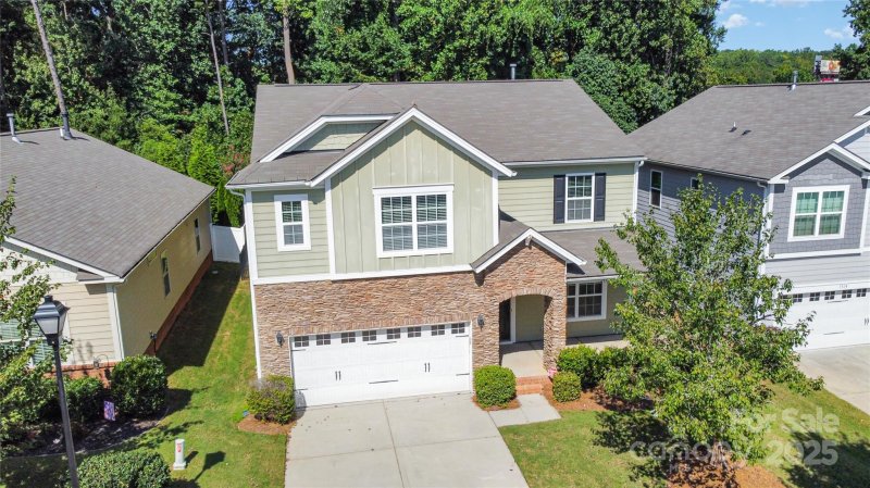 Property image 2 of 1528 Spring Blossom Trail in Sutton Mill, Fort Mill, SC 29708