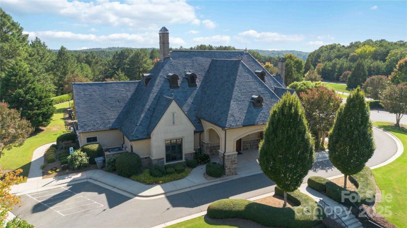 Property image 5 of 2112 Wood Clough Court in Reflection Pointe, Belmont, NC 28012
