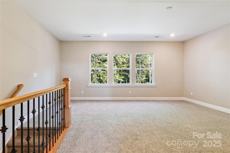 Property image 5 of 552 Fern Hill Road in Rolling Meadows, Mooresville, NC 28117