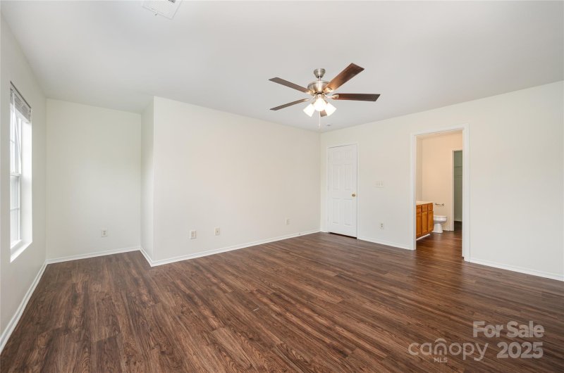 Property image 4 at 9022 Newfield Street, Charlotte, NC 28216