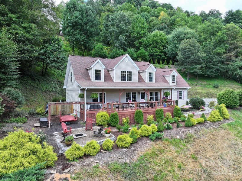 Property image 2 at 202 Inverness Drive, Waynesville, NC 28785