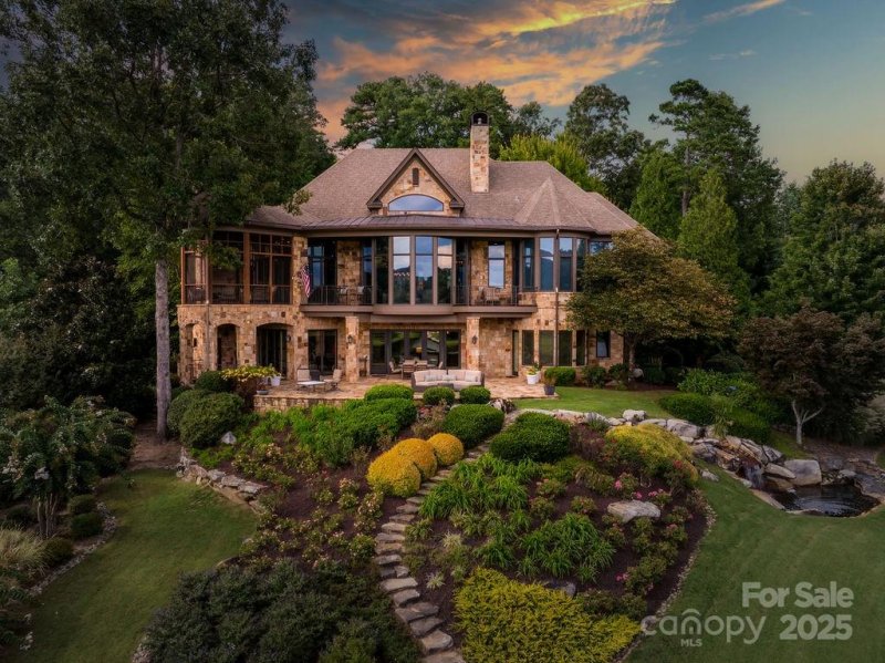 Property image 2 of 15 Water View Court in Cliffs Valley, Travelers Rest, SC 29690