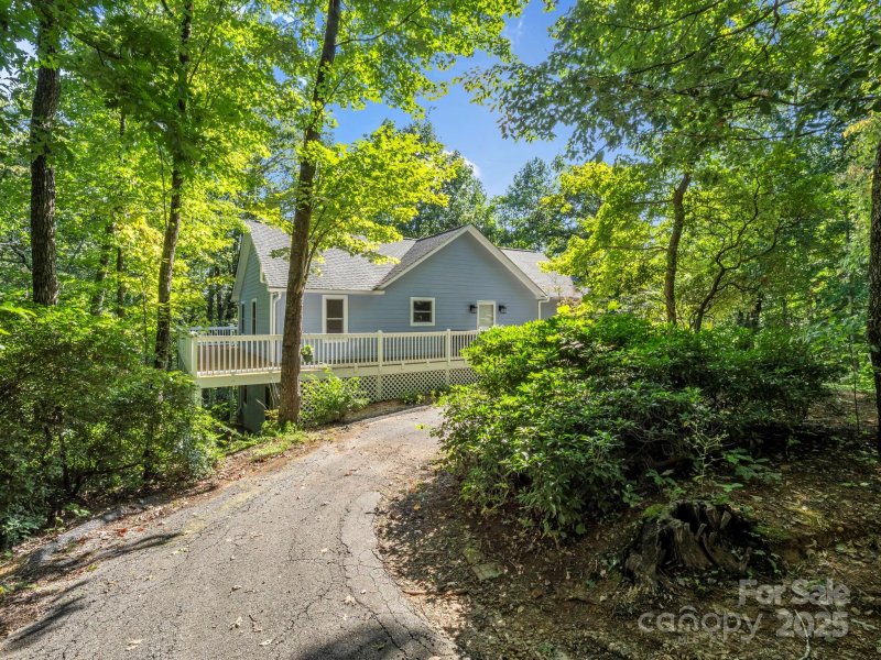 Property image 2 of 220 Jones Court in Riverbend Highlands, Lake Lure, NC 28746