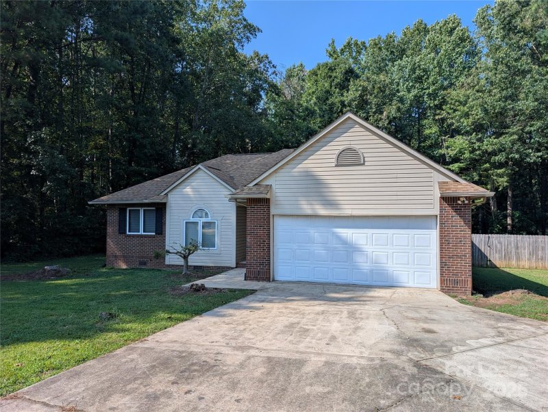 110 Wood Thrush Lane