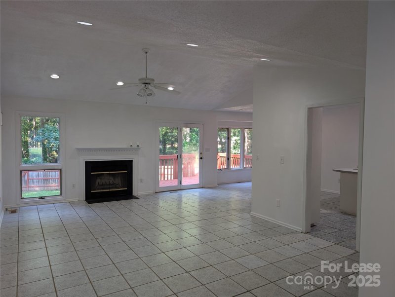 Property image 2 of 110 Wood Thrush Lane in Whippoorwill Woods, Mooresville, NC 28117