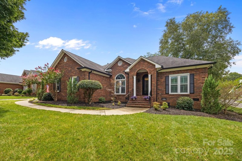 Property image 2 of 3013 Manchester Avenue in Yorkshire, Monroe, NC 28110