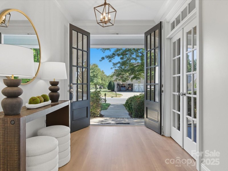 Property image 3 at 1000 Sudbury Lane, Matthews, NC 28104