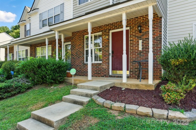Property image 2 of 7553 Petrea Lane in The Landing at Hickory Grove, Charlotte, NC 28227