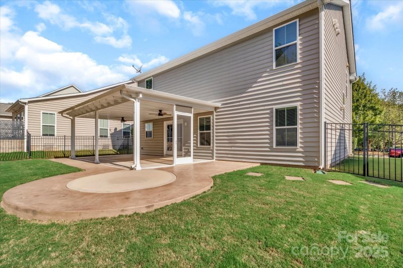 Property image 5 of 1098 Kings Bottom Drive in Massey, Fort Mill, SC 29715