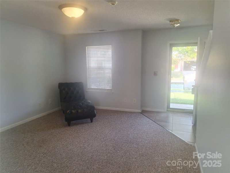 Property image 5 of 10320 Wakerobin Lane in Back Creek Hollow, Charlotte, NC 28213