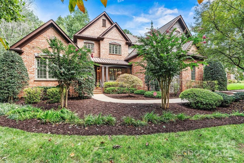 Property image 2 of 139 Tea Olive Lane in Bay Crossing, Mooresville, NC 28117