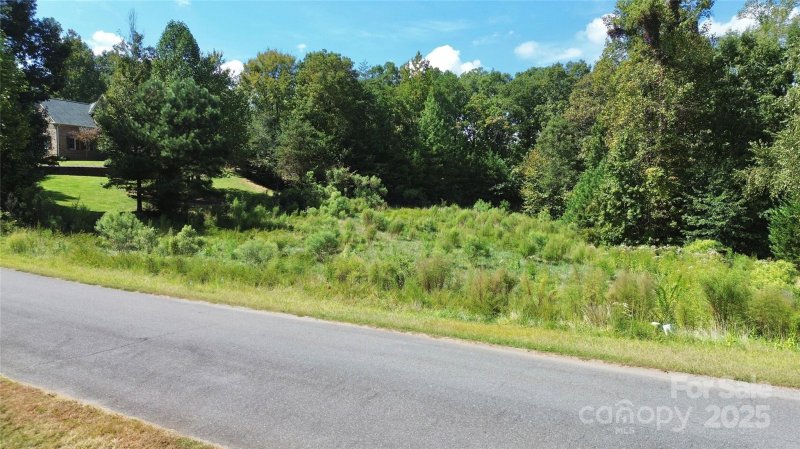 Property image 4 of 733 Cooks Cove Ridge in Cooks Cove, Clover, SC 29710