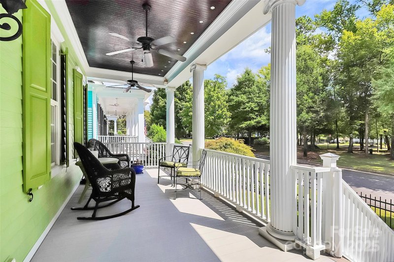 Property image 5 of 10010 Triple Oak Road in Ardrey, Charlotte, NC 28277