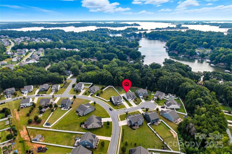 Property image 3 at 3719 Lenox Lane, Denver, NC 28037