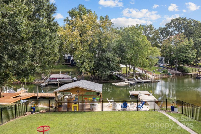 Property image 3 of 153 Bluewing Lane in Lakeside Park, Mooresville, NC 28117