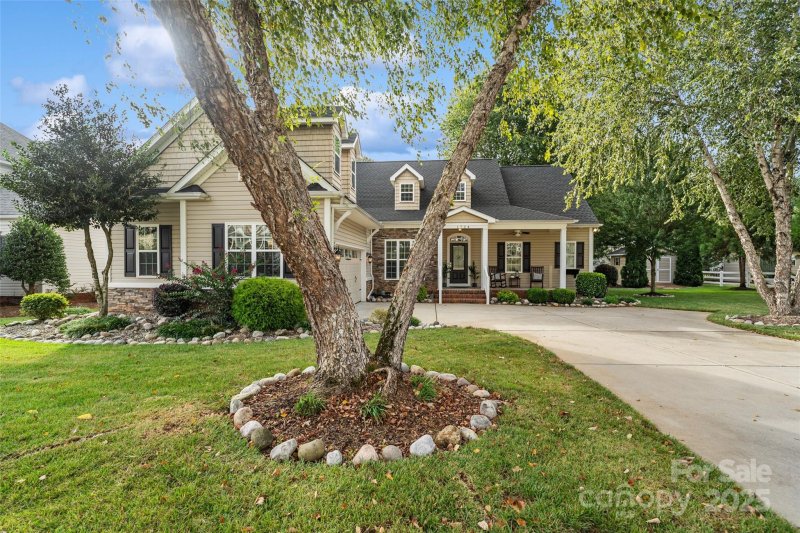 Property image 2 of 1724 Townsend Lane in Seven Oaks, Rock Hill, SC 29730