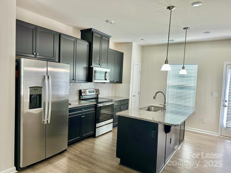 Property image 2 at 2103 Autumn Olive Lane, Matthews, NC 28104