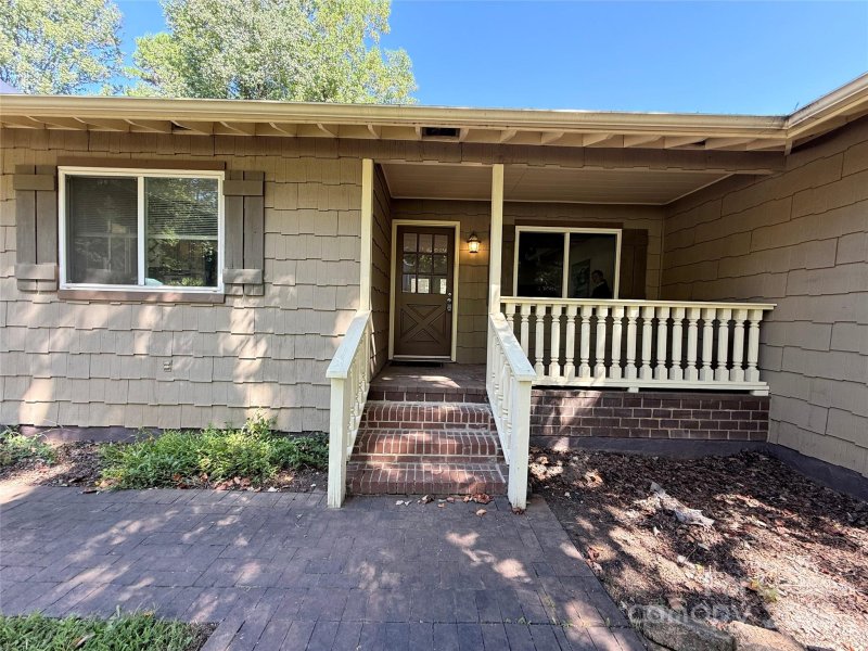 Property image 3 at 120 Rustic Way Lane, Mooresville, NC 28117