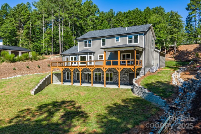 Property image 4 of 2366 W Paradise Harbor Drive in Paradise Harbor, Connelly Springs, NC 28612