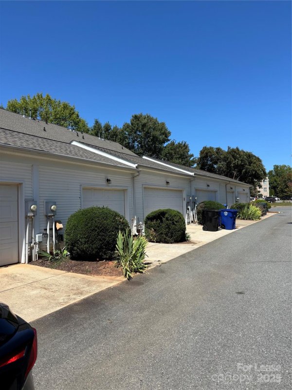 Property image 2 at 135 Singleton Road, Mooresville, NC 28117