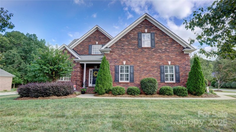 Fieldstone, Concord Community