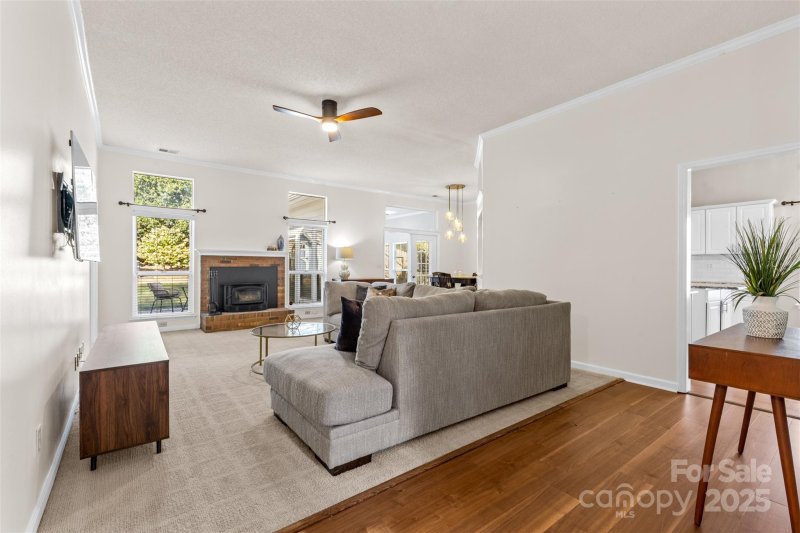 Property image 2 of 3705 Armitage Drive in Winchester, Charlotte, NC 28269