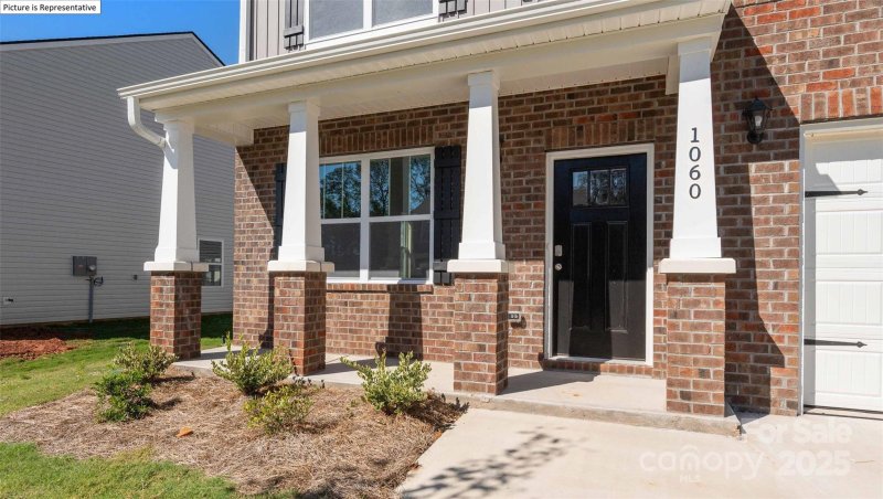 Property image 2 of 1425 Secrest Commons Drive in Secrest Commons, Monroe, NC 28112