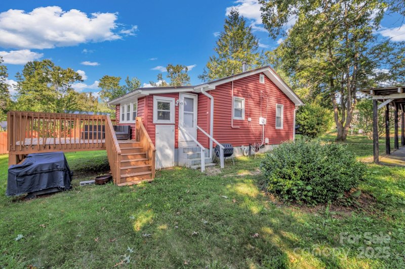 Property image 5 at 222 Gull Avenue, East Flat Rock, NC 28726