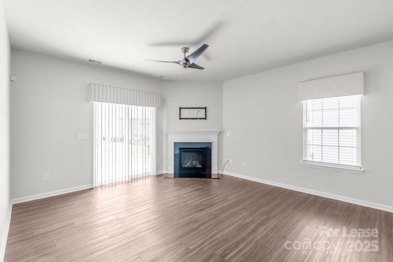 Property image 2 of 15520 Capps Road in Brightwater, Charlotte, NC 28278